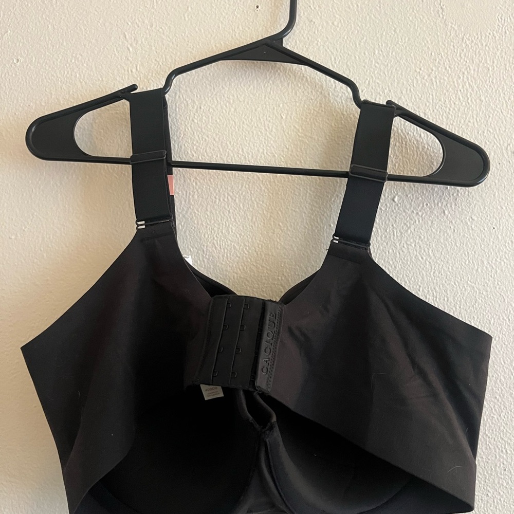 Cacique Classic Black Bra - Picture 2 of 4